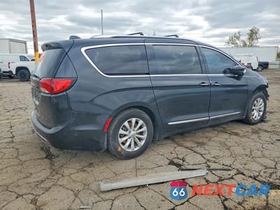 Trzecie zdjęcie samochodu z tyłu: 2019 CHRYSLER PACIFICA TOURING L VIN:2C4RC1BGXKR526207 - miniatura