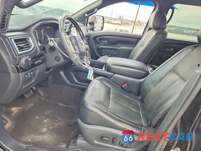 Zdjęcie 7 z 12 samochodu: 2018 NISSAN TITAN XD SL VIN:1N6BA1F48JN520146 - miniatura