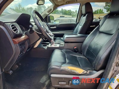 Zdjęcie 7 z 12 samochodu: 2014 TOYOTA TUNDRA CREWMAX LIMITED VIN:5TFHY5F1XEX382156 - miniatura