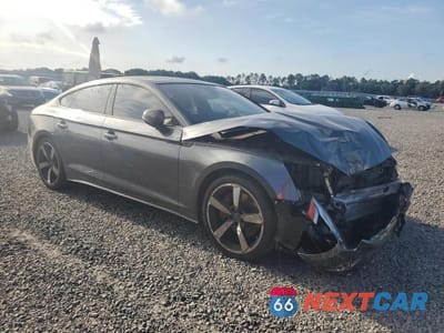 Czwarte zdjęcie samochodu z boku: 2024 AUDI A5 PREMIUM PLUS 45 VIN:WAUFACF58RA116580 - miniatura