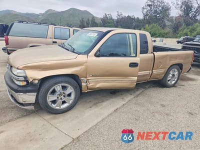 2001 CHEVROLET SILVERADO C1500 2GCEC19V411239266 - główne zdjęcie licytacji z USA - miniatura