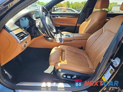 Zdjęcie 7 z 13 samochodu: 2018 BMW 750 XI VIN:WBA7F2C56JG424269 - miniatura