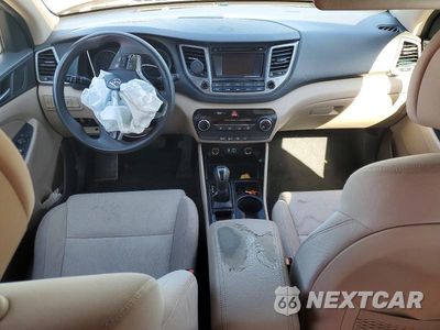 Zdjęcie 8 z 13 samochodu: 2017 HYUNDAI TUCSON SE VIN:KM8J33A43HU400987 - miniatura