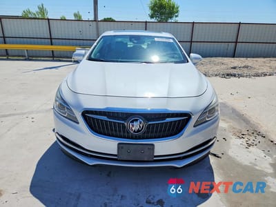 Piąte zdjęcie samochodu w środku: 2017 BUICK LACROSSE PREMIUM VIN:1G4ZR5SS5HU205709 - miniatura