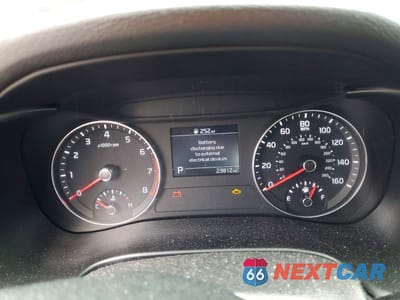 Zdjęcie 9 z 12 samochodu: 2021 KIA FORTE LXS VIN:3KPF24AD7ME326209 - miniatura