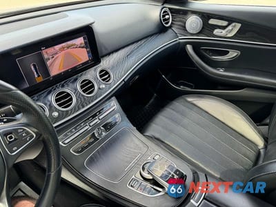 Zdjęcie 10 z 13 samochodu: 2018 MERCEDES-BENZ E 300 4MATIC VIN:WDDZF4KB8JA356550 - miniatura