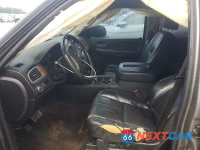 Zdjęcie 7 z 13 samochodu: 2008 GMC YUKON VIN:1GKFC13008R225050 - miniatura