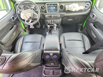 Zdjęcie 8 z 13 samochodu: 2018 JEEP WRANGLER UNLIMITED SAHARA VIN:1C4HJXEN7JW247396 - miniatura