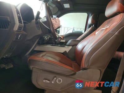 Zdjęcie 7 z 12 samochodu: 2022 FORD F350 SUPER DUTY VIN:1FT8W3DT1NEF56156 - miniatura