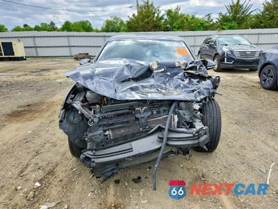 Piąte zdjęcie samochodu w środku: 2022 VOLKSWAGEN JETTA GLI AUTOBAHN VIN:3VW2T7BUXNM009122 - miniatura