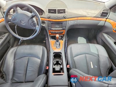 Zdjęcie 8 z 12 samochodu: 2006 MERCEDES-BENZ E 350 VIN:WDBUF56J36A936466 - miniatura
