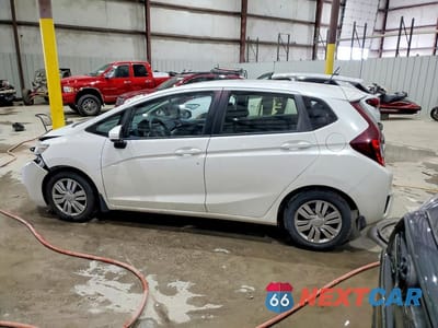 Drugie zdjęcie samochodu z przodu: 2016 HONDA FIT LX VIN:JHMGK5H57GX025533 - miniatura