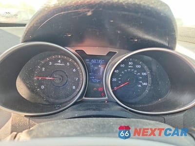 Zdjęcie 9 z 12 samochodu: 2013 HYUNDAI VELOSTER BASE VIN:KMHTC6AD5DU149183 - miniatura