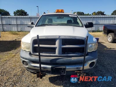Piąte zdjęcie samochodu w środku: 2005 DODGE RAM 2500 ST VIN:3D7KS26D35G858399 - miniatura