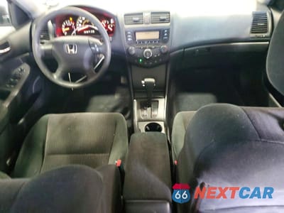 Zdjęcie 8 z 12 samochodu: 2004 HONDA ACCORD VIN:1HGCM56384A141769 - miniatura