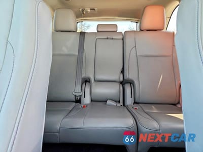 Zdjęcie 10 z 13 samochodu: 2017 TOYOTA HIGHLANDER HYBRID XLE VIN:5TDJGRFH0HS032148 - miniatura