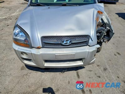 Zdjęcie 12 z 13 samochodu: 2006 HYUNDAI TUCSON GLS VIN:KM8JN72D26U313417 - miniatura