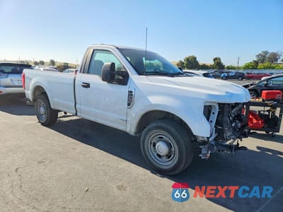 Czwarte zdjęcie samochodu z boku: 2022 FORD F250 SUPER DUTY VIN:1FTBF2A69NEG26260 - miniatura