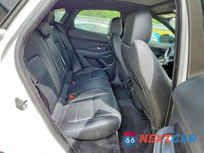 Zdjęcie 10 z 12 samochodu: 2018 JAGUAR E-PACE R-DYNAMIC SE VIN:SADFL2GX8J1Z32754 - miniatura