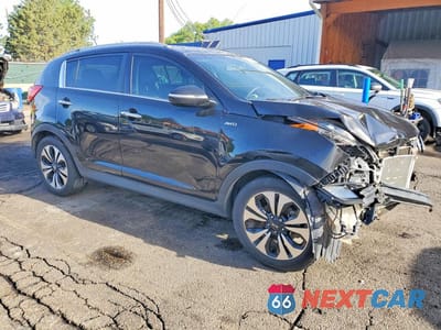 Czwarte zdjęcie samochodu z boku: 2011 KIA SPORTAGE SX VIN:KNDPCCA65B7117027 - miniatura