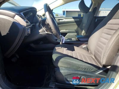 Zdjęcie 7 z 12 samochodu: 2017 FORD FUSION SE VIN:3FA6P0H71HR382497 - miniatura