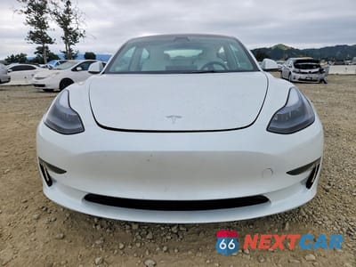Piąte zdjęcie samochodu w środku: 2023 TESLA MODEL 3 VIN:5YJ3E1EA7PF607255 - miniatura