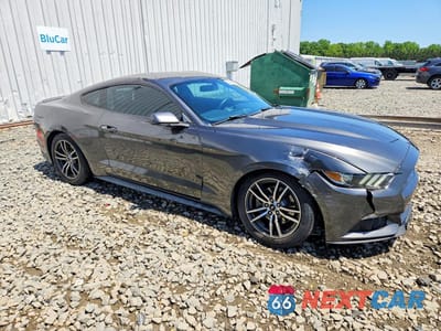 Czwarte zdjęcie samochodu z boku: 2017 FORD MUSTANG VIN:1FA6P8TH8H5295679 - miniatura