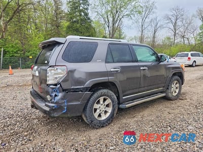 Trzecie zdjęcie samochodu z tyłu: 2011 TOYOTA 4RUNNER SR5 VIN:JTEBU5JR9B5061873 - miniatura