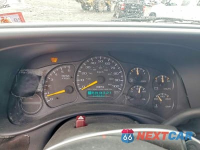 Zdjęcie 9 z 13 samochodu: 2000 CHEVROLET SUBURBAN K1500 VIN:3GNFK16T3YG162005 - miniatura