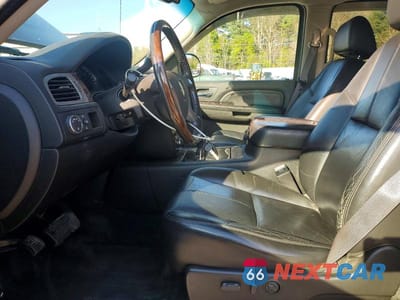 Zdjęcie 7 z 12 samochodu: 2008 GMC NEW SIERRA K1500 DENALI VIN:2GTEK638X81162934 - miniatura