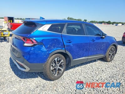 Trzecie zdjęcie samochodu z tyłu: 2023 KIA SPORTAGE EX VIN:5XYK33AF8PG007433 - miniatura