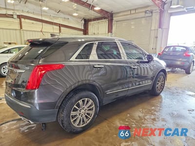 Trzecie zdjęcie samochodu z tyłu: 2017 CADILLAC XT5 LUXURY VIN:1GYKNBRSXHZ244265 - miniatura
