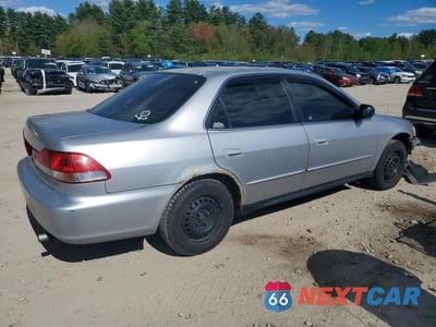Trzecie zdjęcie samochodu z tyłu: 2001 HONDA ACCORD LX VIN:JHMCG66501C010914 - miniatura