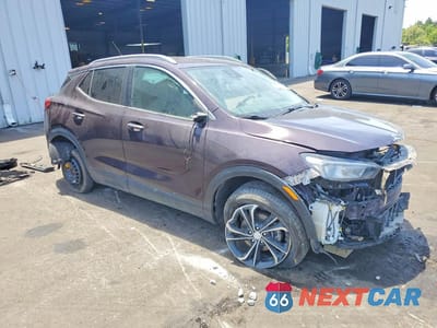 Czwarte zdjęcie samochodu z boku: 2021 BUICK ENCORE GX SELECT VIN:KL4MMDSLXMB141022 - miniatura