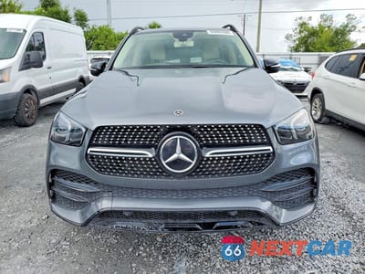 Piąte zdjęcie samochodu w środku: 2020 MERCEDES-BENZ GLE 350 4MATIC VIN:4JGFB4KB3LA007965 - miniatura