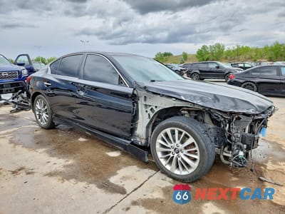 Czwarte zdjęcie samochodu z boku: 2020 INFINITI Q50 3.0T LUXE VIN:JN1EV7AR9LM255713 - miniatura