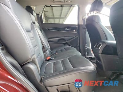Zdjęcie 11 z 13 samochodu: 2016 KIA SORENTO SX V6 VIN:5XYPKDA50GG121383 - miniatura