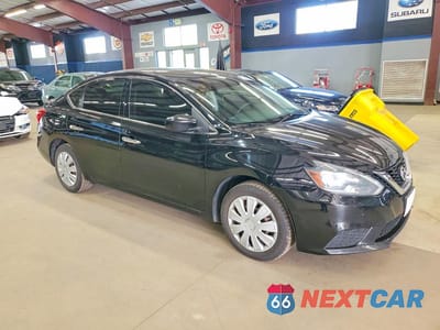 Czwarte zdjęcie samochodu z boku: 2019 NISSAN SENTRA S VIN:3N1AB7AP2KY352043 - miniatura