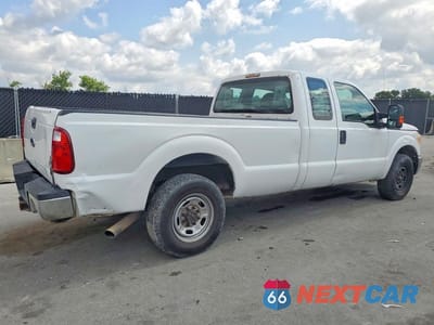 Trzecie zdjęcie samochodu z tyłu: 2016 FORD F250 XL VIN:1FT7X2A69GEA73387 - miniatura