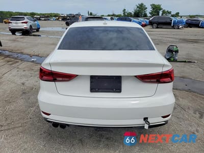 Zdjęcie 6 z 12 samochodu: 2017 AUDI A3 PREMIUM VIN:WAUAUGFF8H1042772 - miniatura