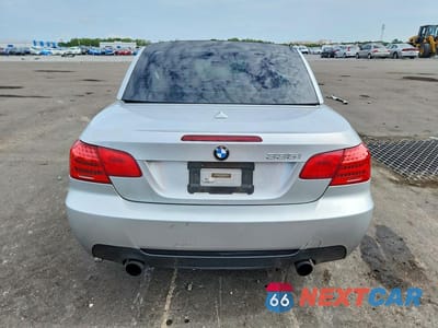 Zdjęcie 6 z 12 samochodu: 2013 BMW 335 I VIN:WBADX7C54DE746261 - miniatura