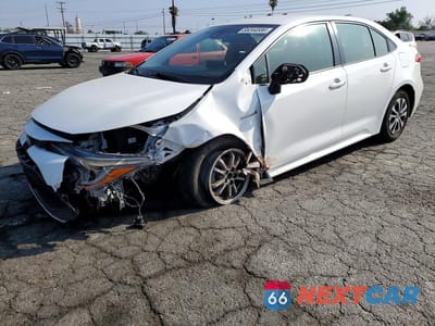 2020 TOYOTA COROLLA LE JTDEBRBE6LJ013086 - główne zdjęcie licytacji z USA - miniatura
