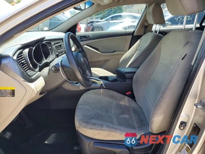 Zdjęcie 7 z 12 samochodu: 2013 KIA OPTIMA LX VIN:KNAGM4A70D5396362 - miniatura