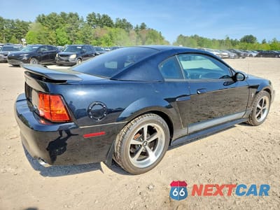 Trzecie zdjęcie samochodu z tyłu: 2003 FORD MUSTANG MACH I VIN:1FAFP42R33F446045 - miniatura