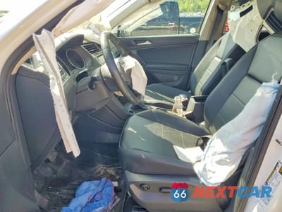 Zdjęcie 7 z 13 samochodu: 2020 VOLKSWAGEN TIGUAN SE VIN:3VV2B7AX3LM002643 - miniatura