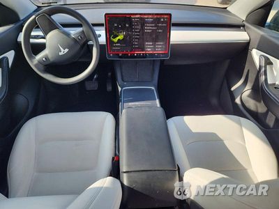 Zdjęcie 8 z 12 samochodu: 2022 TESLA MODEL Y VIN:7SAYGAEE7NF418611 - miniatura