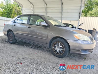 Czwarte zdjęcie samochodu z boku: 2003 TOYOTA COROLLA LE VIN:1NXBR32E13Z131004 - miniatura