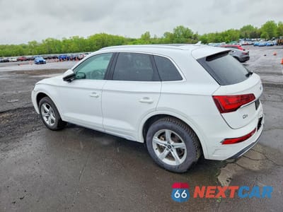 Drugie zdjęcie samochodu z przodu: 2021 AUDI Q5 PREMIUM VIN:WA1AAAFYXM2119103 - miniatura