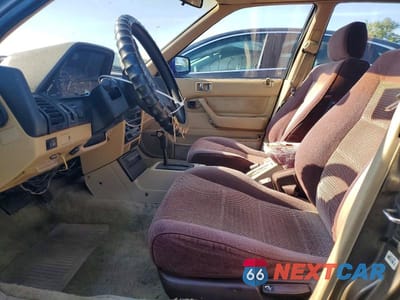 Zdjęcie 7 z 12 samochodu: 1989 HONDA ACCORD SEI VIN:1HGCA5658KA109461 - miniatura