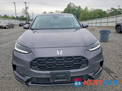 Piąte zdjęcie samochodu w środku: 2025 HONDA HR-V EXL VIN:3CZRZ2H78SM702121 - miniatura